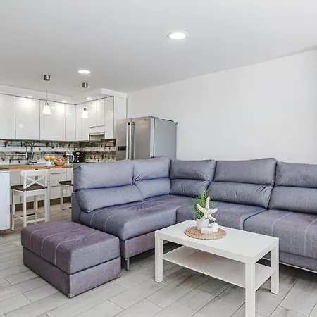 Сasa de vacaciones Luxury House With Private Heated Pool, Bbq And Private Parking Costa Adeje (Tenerife)