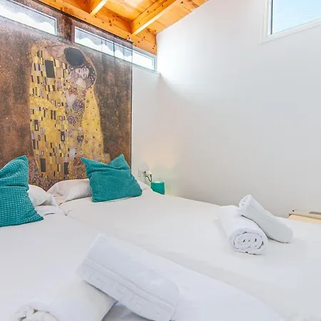 Сasa de vacaciones Luxury House With Private Heated Pool, Bbq And Private Parking *