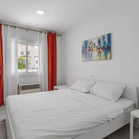 Luxury House With Private Heated Pool, Bbq And Private Parking Casa vacanze